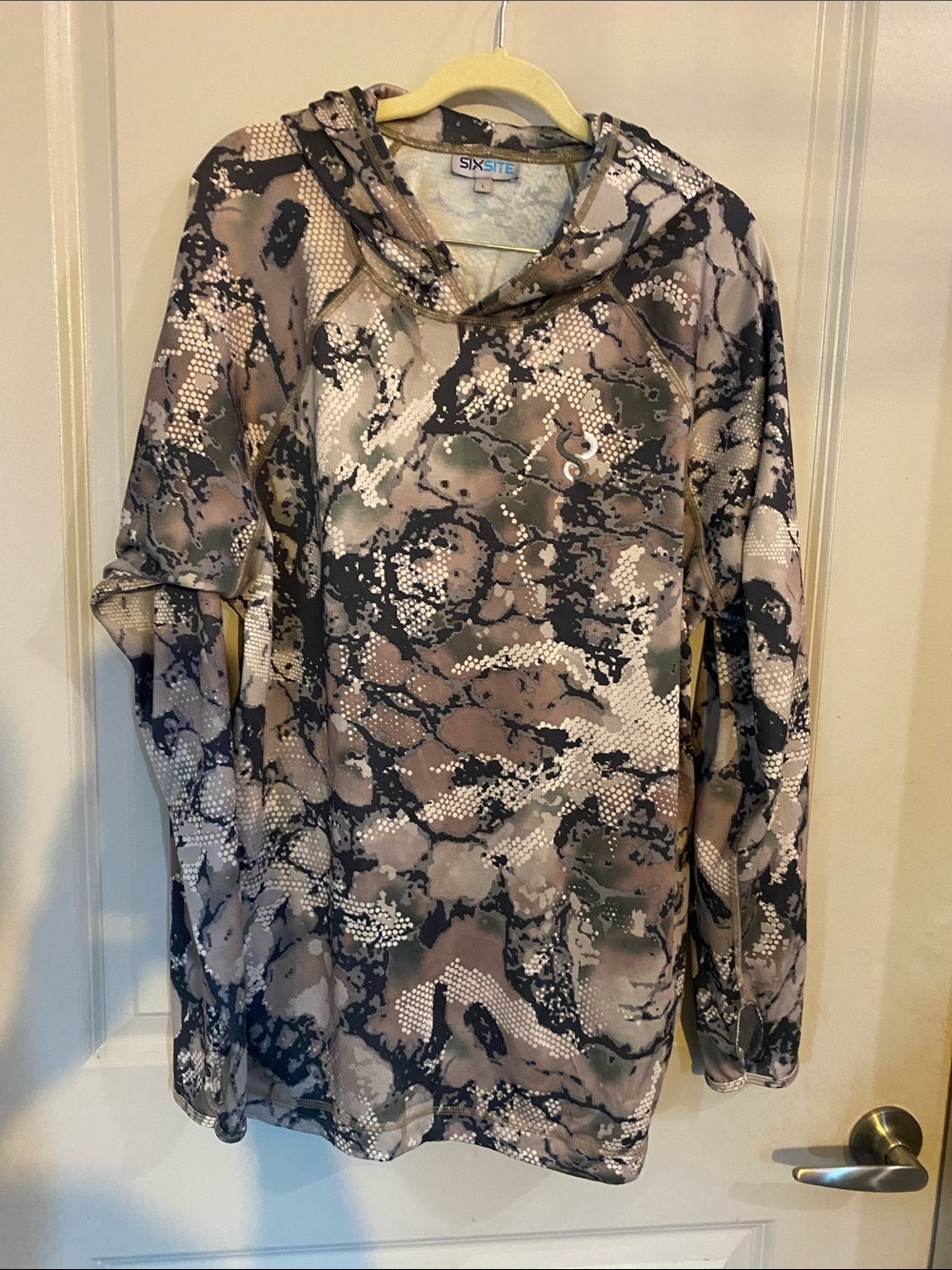 Men’s Performance Camo Hooded Jacket - Tan/Gray
